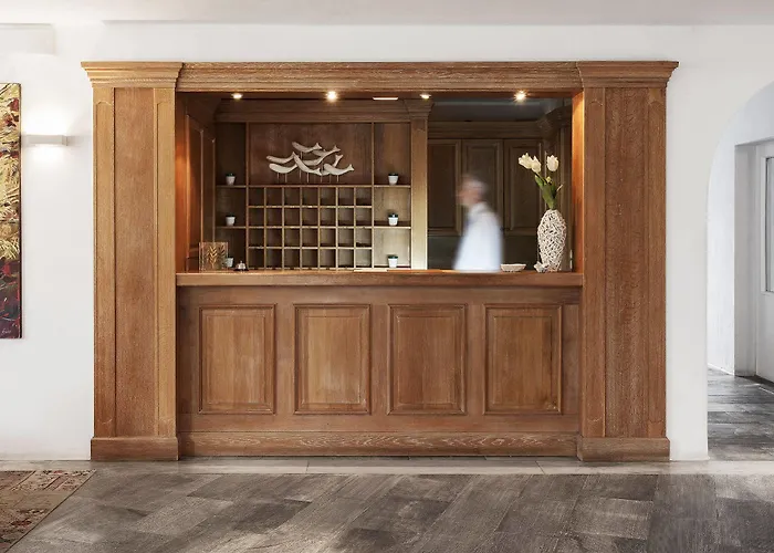 Отель Leto Mykonos Town